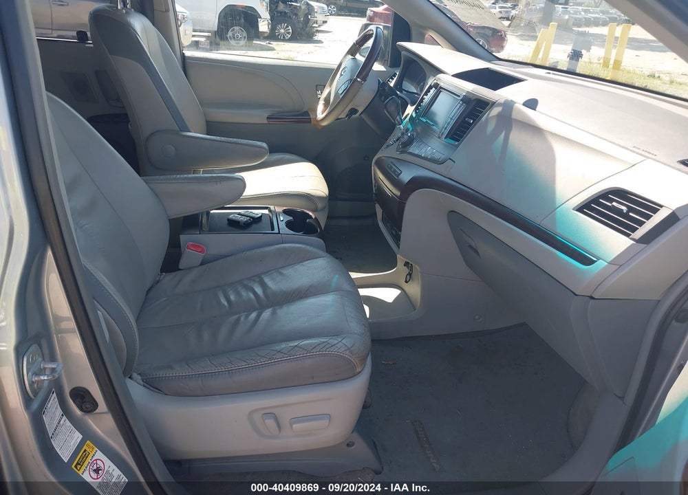 2011 TOYOTA SIENNA LIMITED VIN: 5TDDK3DC7BS022515