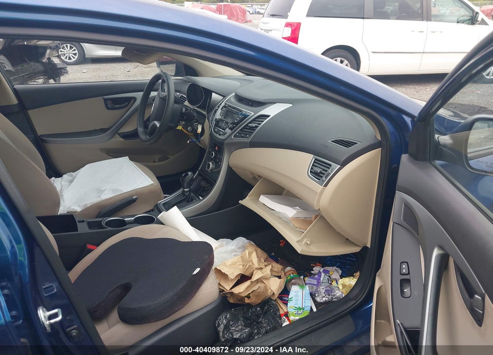 2016 HYUNDAI ELANTRA SE VIN: 5NPDH4AE6GH797380