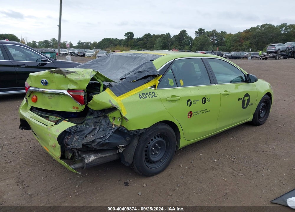 2015 TOYOTA CAMRY HYBRID VIN: 4T1BD1FK2FU143881