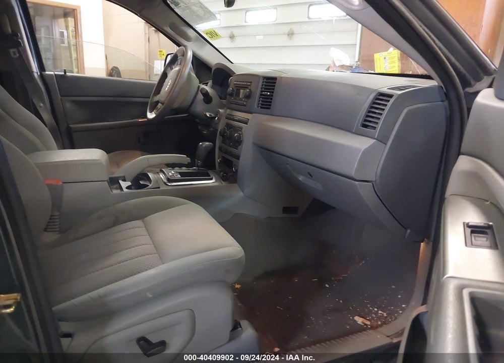 2005 JEEP GRAND CHEROKEE LAREDO VIN: 1J4HR48N25C620493