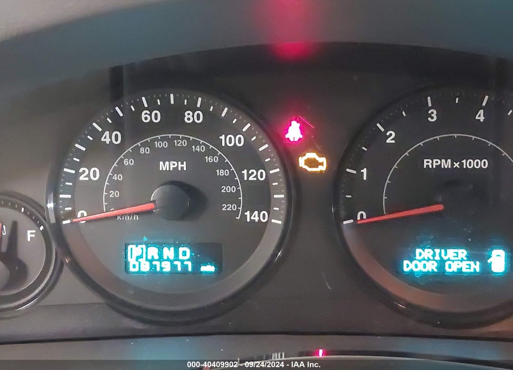 2005 JEEP GRAND CHEROKEE LAREDO VIN: 1J4HR48N25C620493