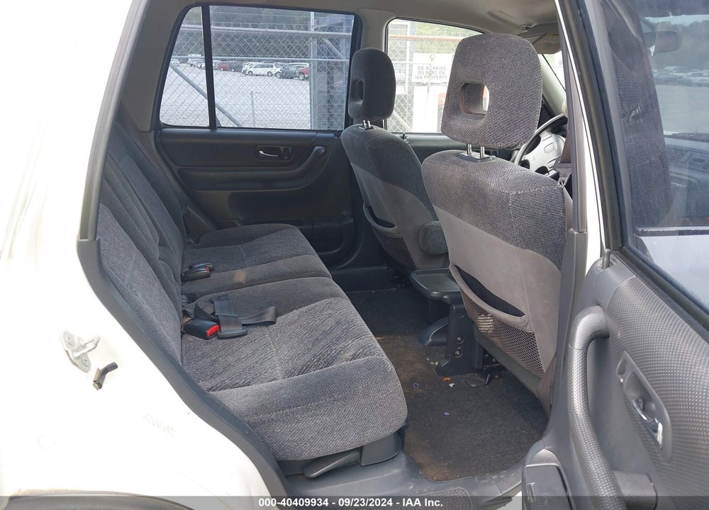 2001 HONDA CR-V EX VIN: JHLRD18651S028377