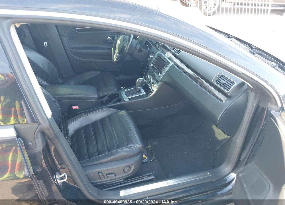 2014 VOLKSWAGEN CC 2.0T EXECUTIVE VIN: WVWRP7AN3EE523593