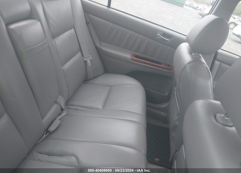 2004 TOYOTA CAMRY XLE VIN: 4T1BE32K74U800346