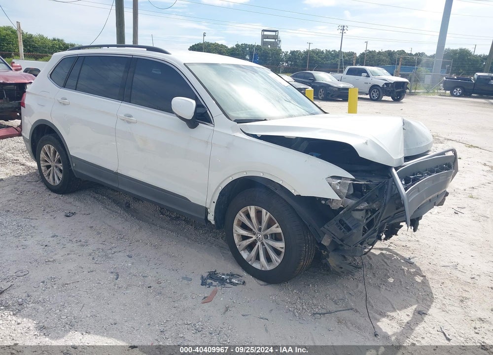 2019 VOLKSWAGEN TIGUAN 2.0T SEL/2.0T SEL R-LINE/2.0T SEL R-LINE BLACK/SE VIN: 3VV2B7AXXKM052289