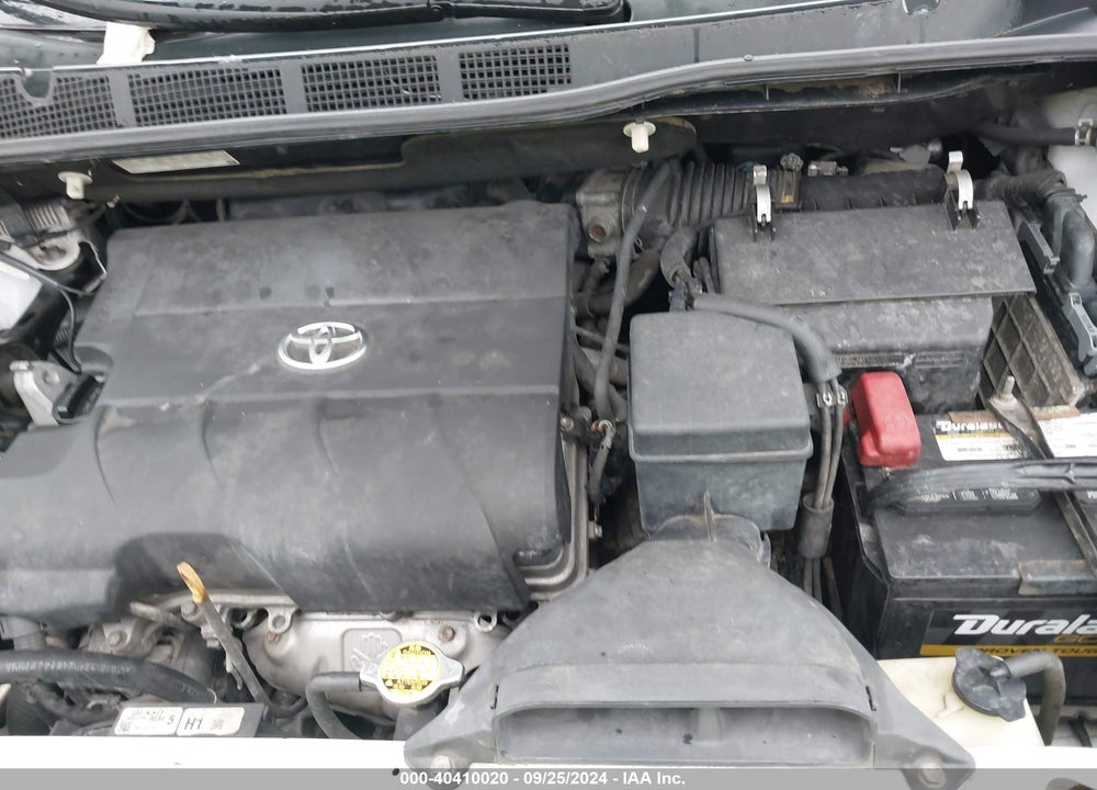 2011 TOYOTA SIENNA XLE V6 VIN: 5TDYK3DC1BS152968