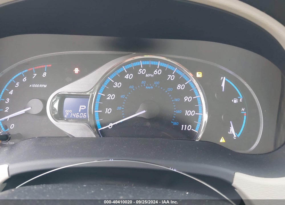 2011 TOYOTA SIENNA XLE V6 VIN: 5TDYK3DC1BS152968