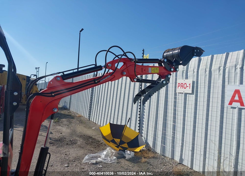 2024 KUBOTA 1 TON FORKLIFT VIN: 3899781