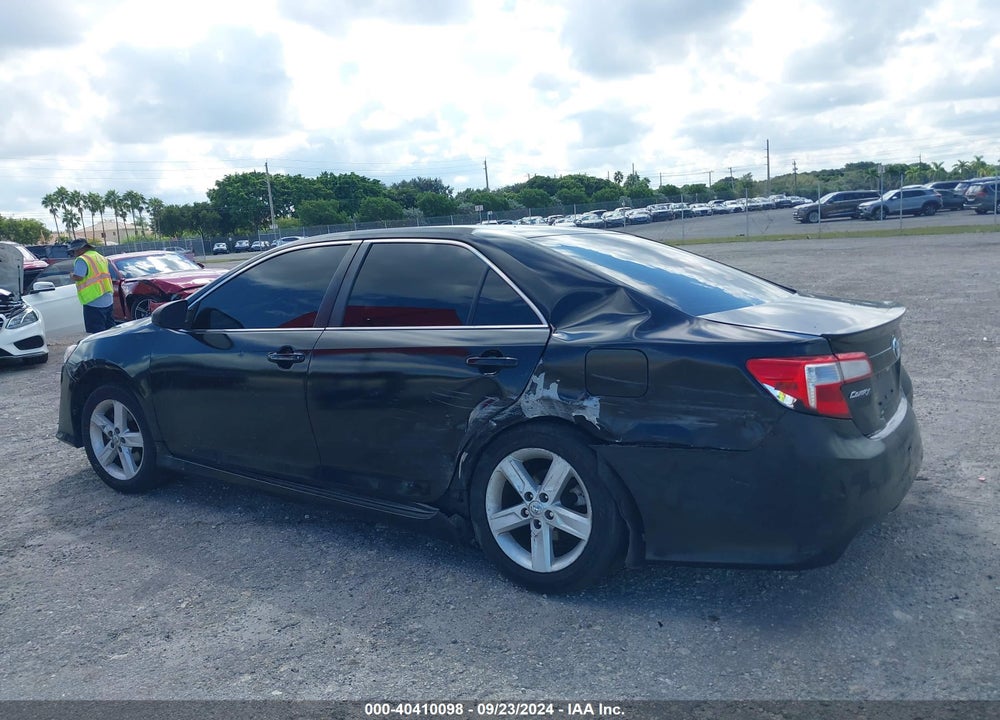 2013 TOYOTA CAMRY SE VIN: 4T1BF1FK6DU258703