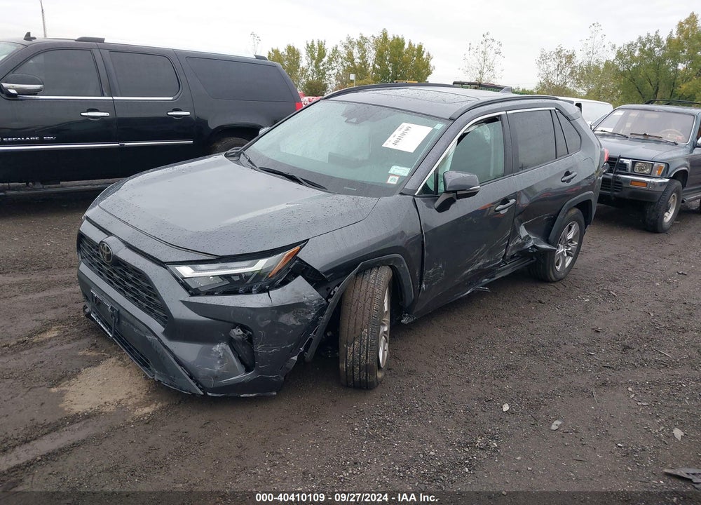 2022 TOYOTA RAV4 XLE VIN: 2T3P1RFV0NW314690