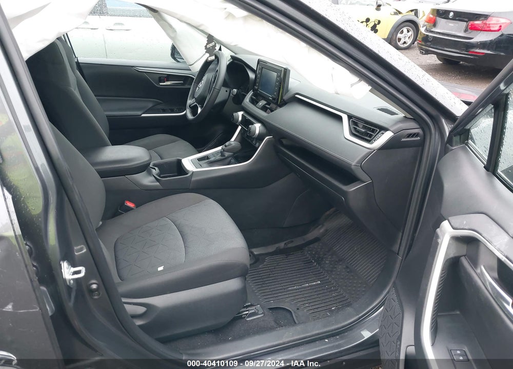 2022 TOYOTA RAV4 XLE VIN: 2T3P1RFV0NW314690