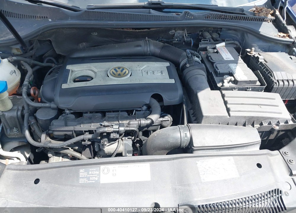 2011 VOLKSWAGEN GTI 2-DOOR AUTOBAHN VIN: WVWFV7AJ8BW105977