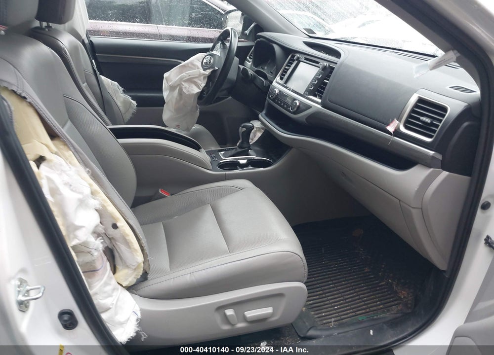 2019 TOYOTA HIGHLANDER LIMITED VIN: 5TDDZRFH0KS733397