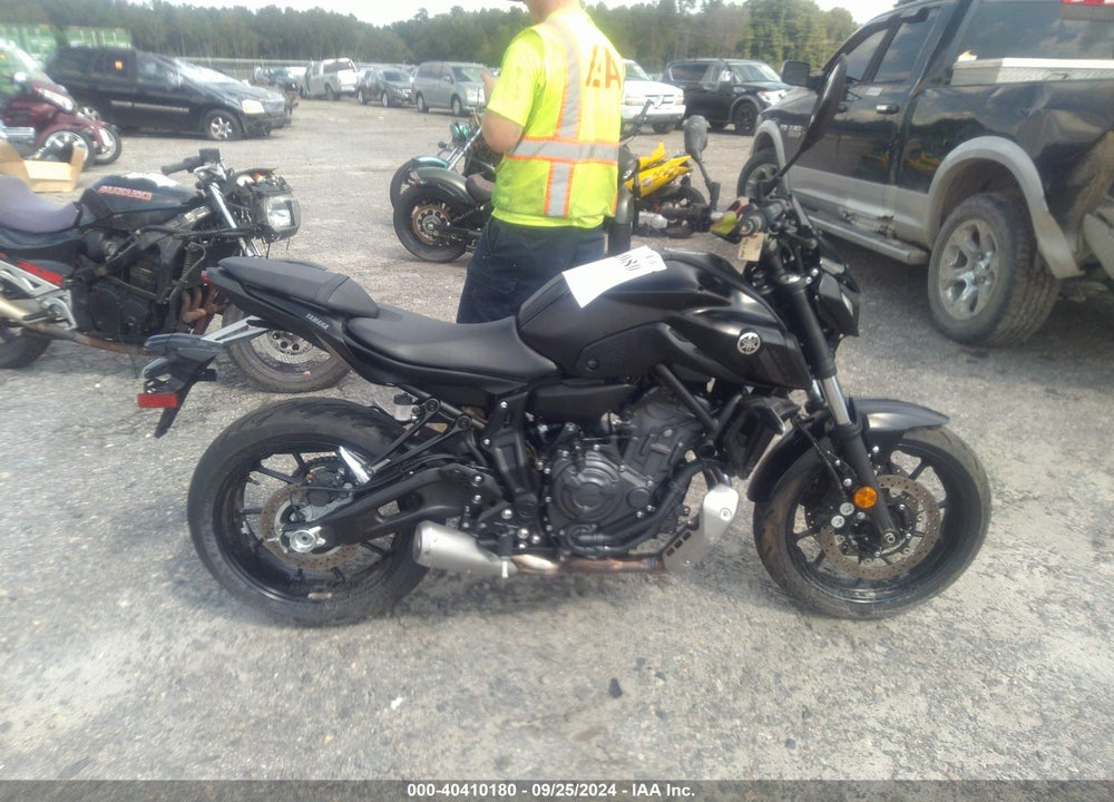 2024 YAMAHA MT07 VIN: JYARM32E0RA010780