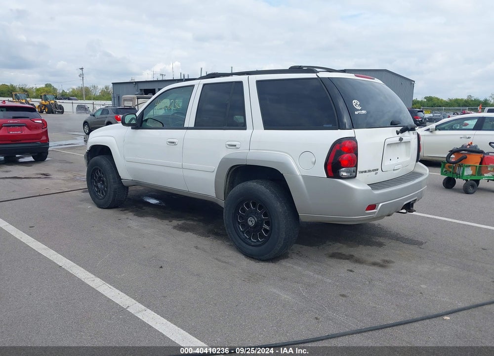 2007 CHEVROLET TRAILBLAZER LT VIN: 1GNDT13S772304248