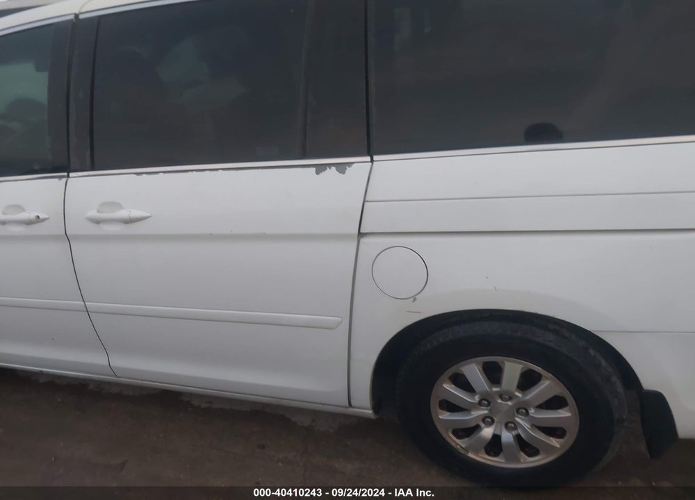 2008 HONDA ODYSSEY EX-L VIN: 5FNRL387X8B400548