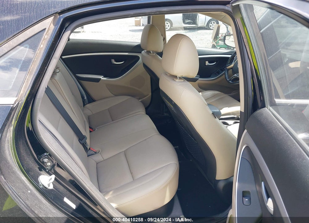 2016 HYUNDAI ELANTRA GT VIN: KMHD35LHXGU300554