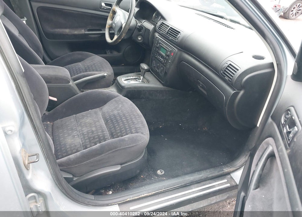 2004 VOLKSWAGEN PASSAT GLS VIN: WVWVD63B94E167797