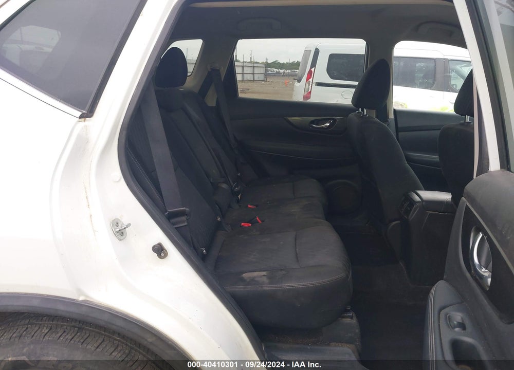 2017 NISSAN ROGUE SV VIN: KNMAT2MV6HP545068