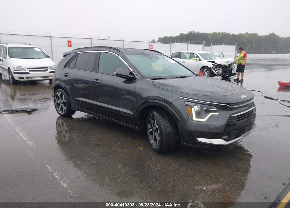 2024 KIA NIRO EX TOURING VIN: KNDCR3LE2R5169500