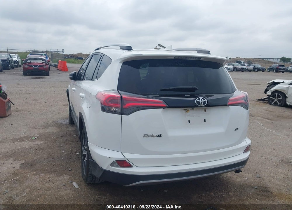 2017 TOYOTA RAV4 SE VIN: 2T3NFREV5HW339518