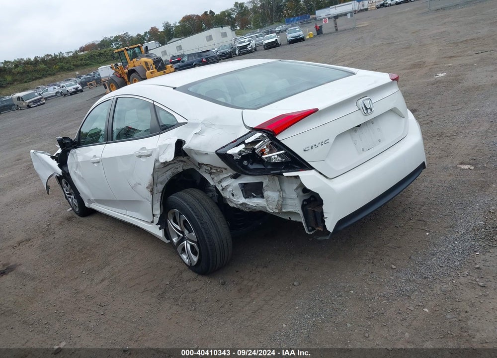 2018 HONDA CIVIC LX VIN: 2HGFC2F5XJH558078