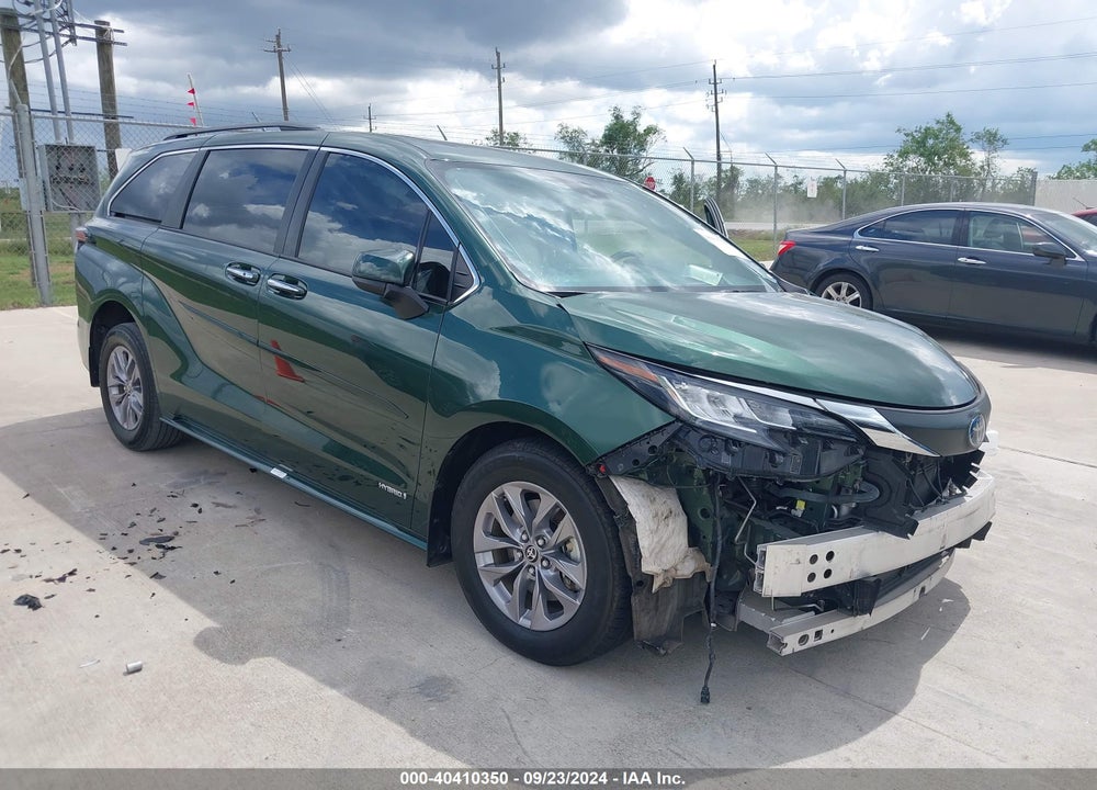 2021 TOYOTA SIENNA XLE VIN: 5TDYRKEC7MS074509