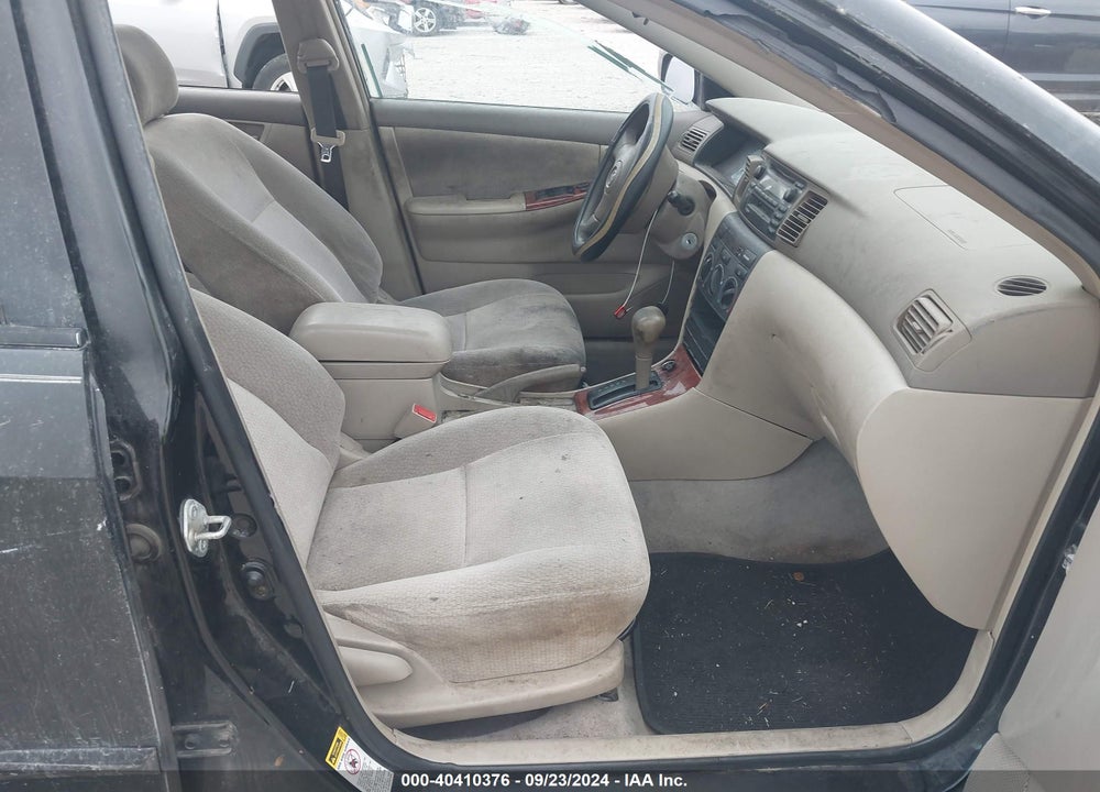 2003 TOYOTA COROLLA LE VIN: 2T1BR38EX3C137683