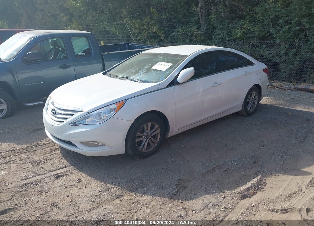 2013 HYUNDAI SONATA GLS VIN: 5NPEB4AC5DH777184