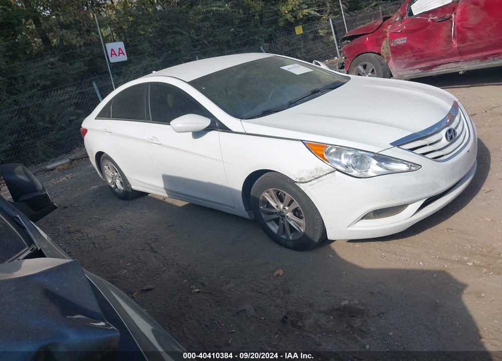 2013 HYUNDAI SONATA GLS VIN: 5NPEB4AC5DH777184