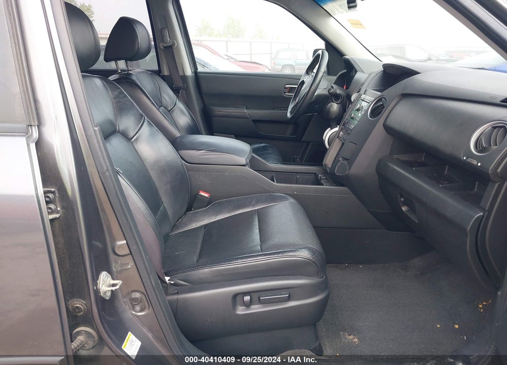 2011 HONDA PILOT EX-L VIN: 5FNYF4H5XBB062700