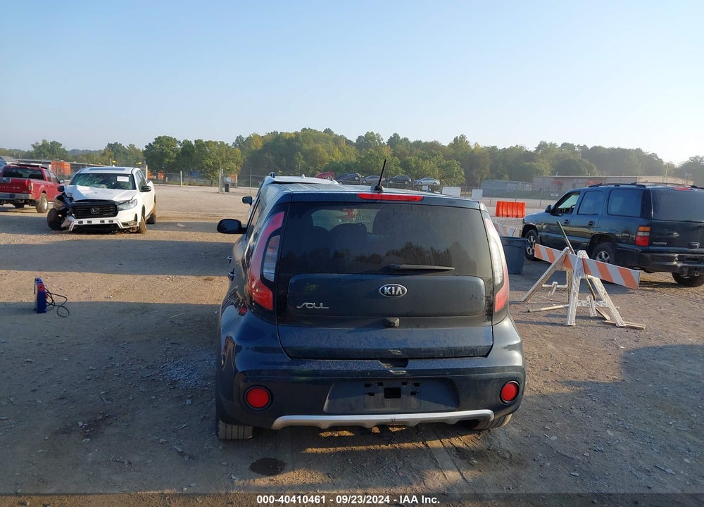 2018 KIA SOUL VIN: KNDJP3A5XJ7589109