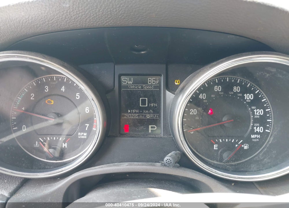 2012 JEEP GRAND CHEROKEE LAREDO VIN: 1C4RJEAGXCC136846