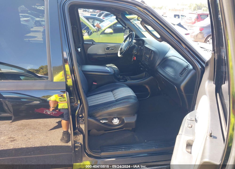 2003 FORD F-150 LARIAT VIN: 1FTRW07313KD20846