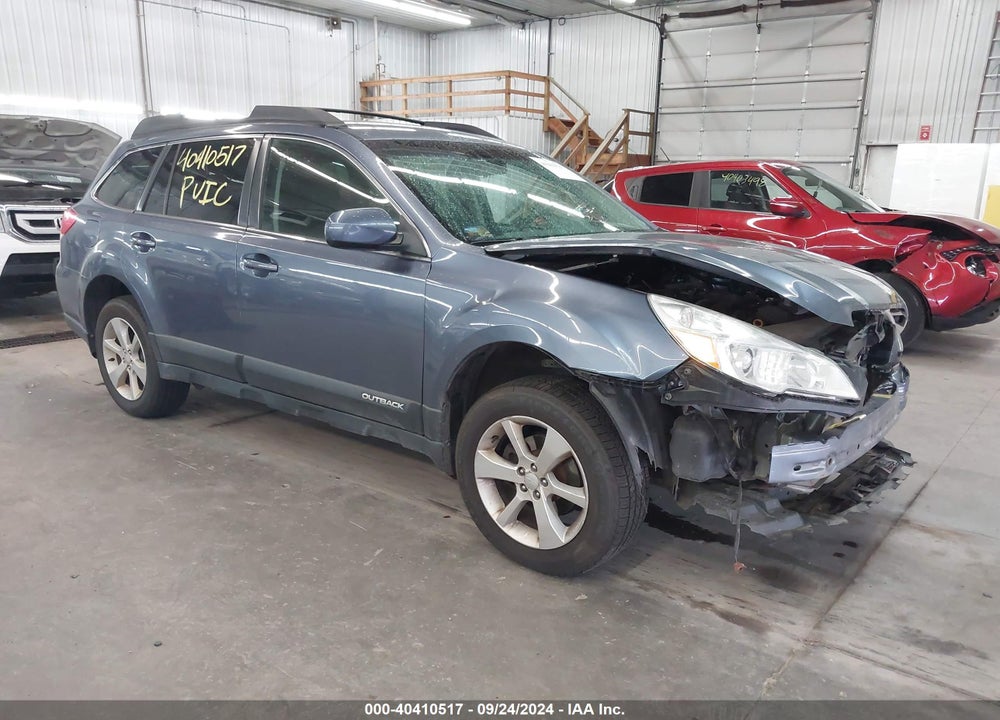 2013 SUBARU OUTBACK 2.5I PREMIUM VIN: 4S4BRBCC4D3207815