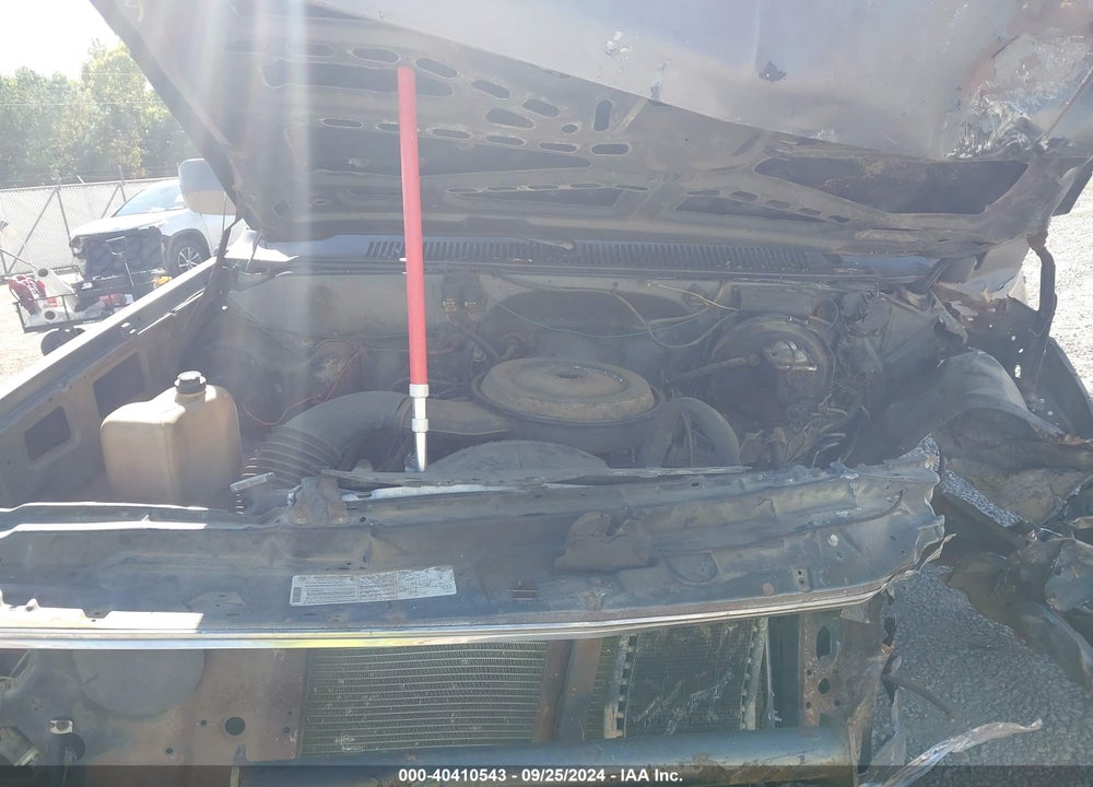 1987 CHEVROLET V20 VIN: 1GCGV24K6HF363922