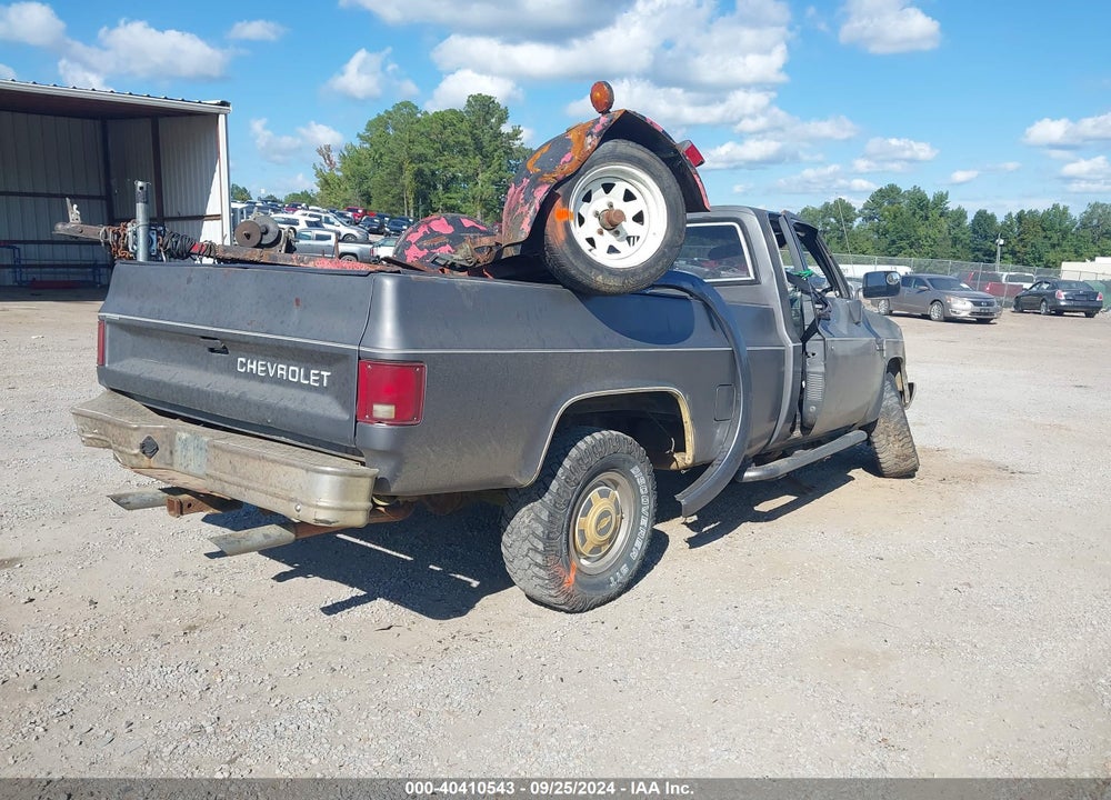 1987 CHEVROLET V20 VIN: 1GCGV24K6HF363922