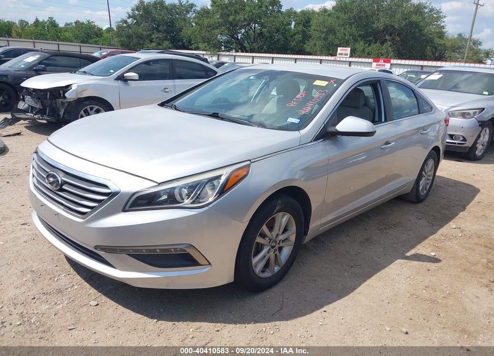2015 HYUNDAI SONATA SE VIN: 5NPE24AF4FH132149