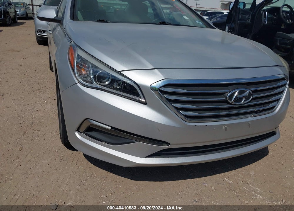 2015 HYUNDAI SONATA SE VIN: 5NPE24AF4FH132149