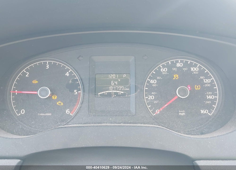 2011 VOLKSWAGEN JETTA 2.0L TDI VIN: 3VWLL7AJ4BM116786