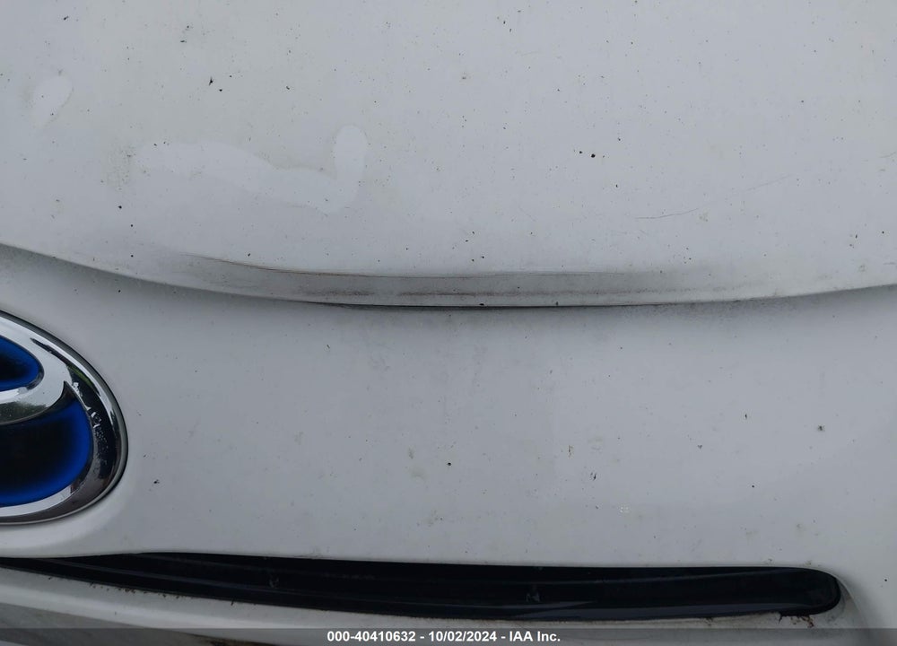 2013 TOYOTA PRIUS C TWO VIN: JTDKDTB32D1050100