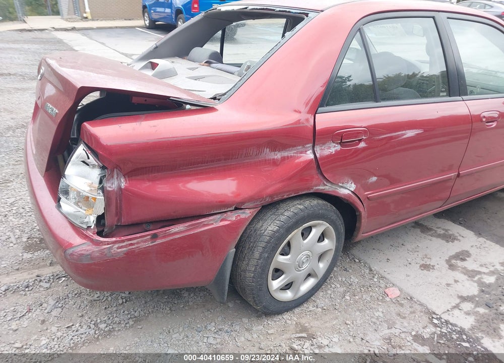 2002 MAZDA PROTEGE DX/ES/LX VIN: JM1BJ225721585358
