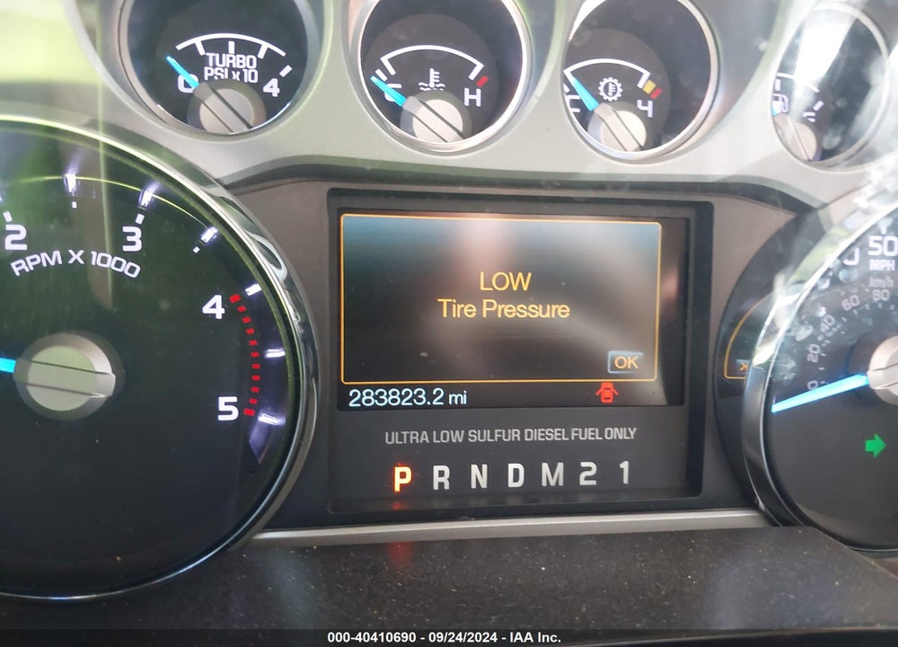 2011 FORD F-250 LARIAT VIN: 1FT7W2BT9BEB03987