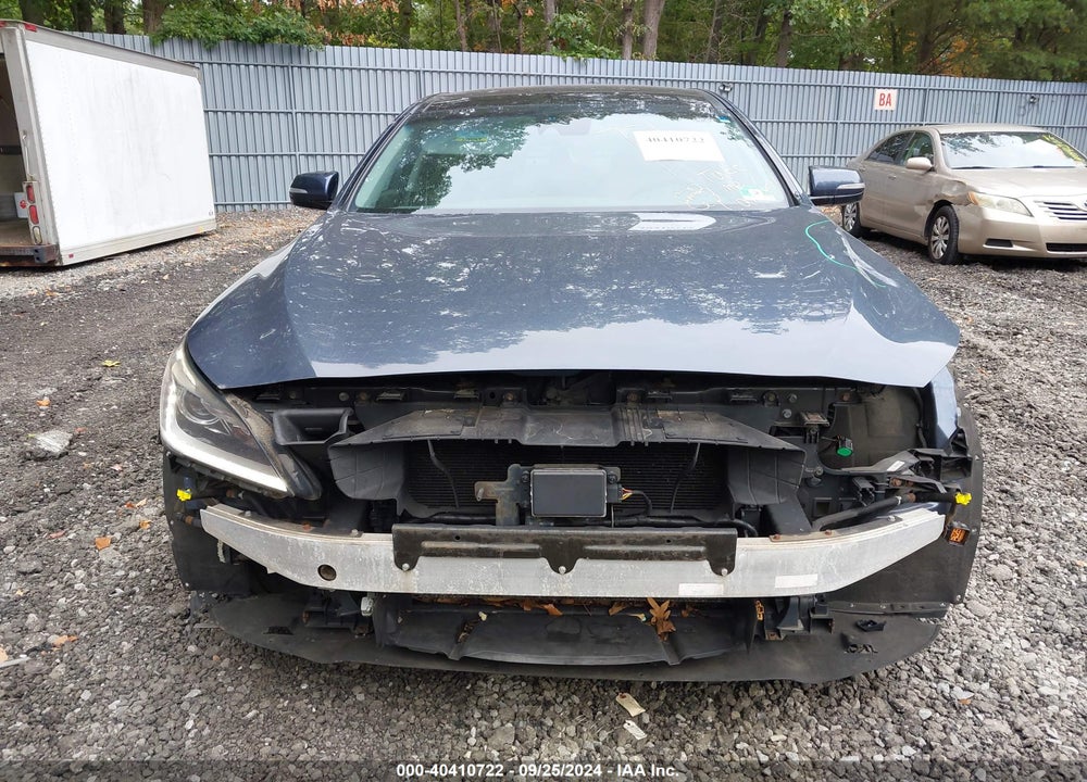 2016 HYUNDAI GENESIS 3.8 VIN: KMHGN4JE4GU121338