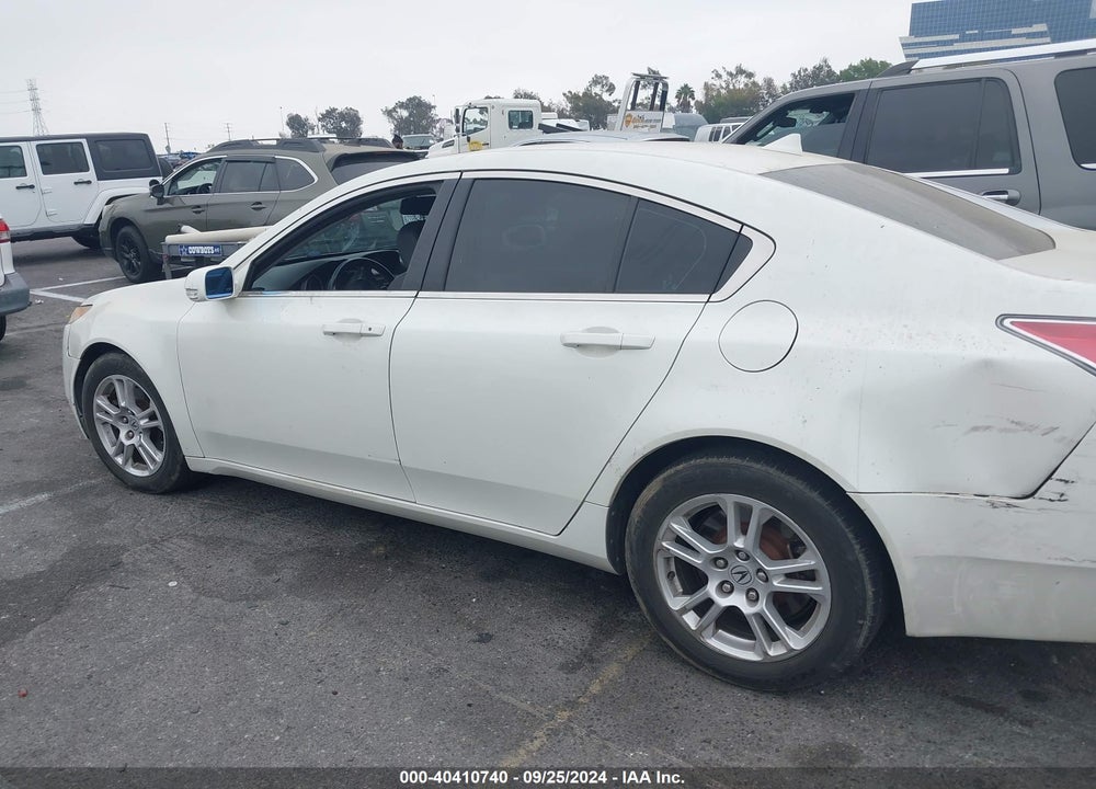 2010 ACURA TL 3.5 VIN: 19UUA8F2XAA015642