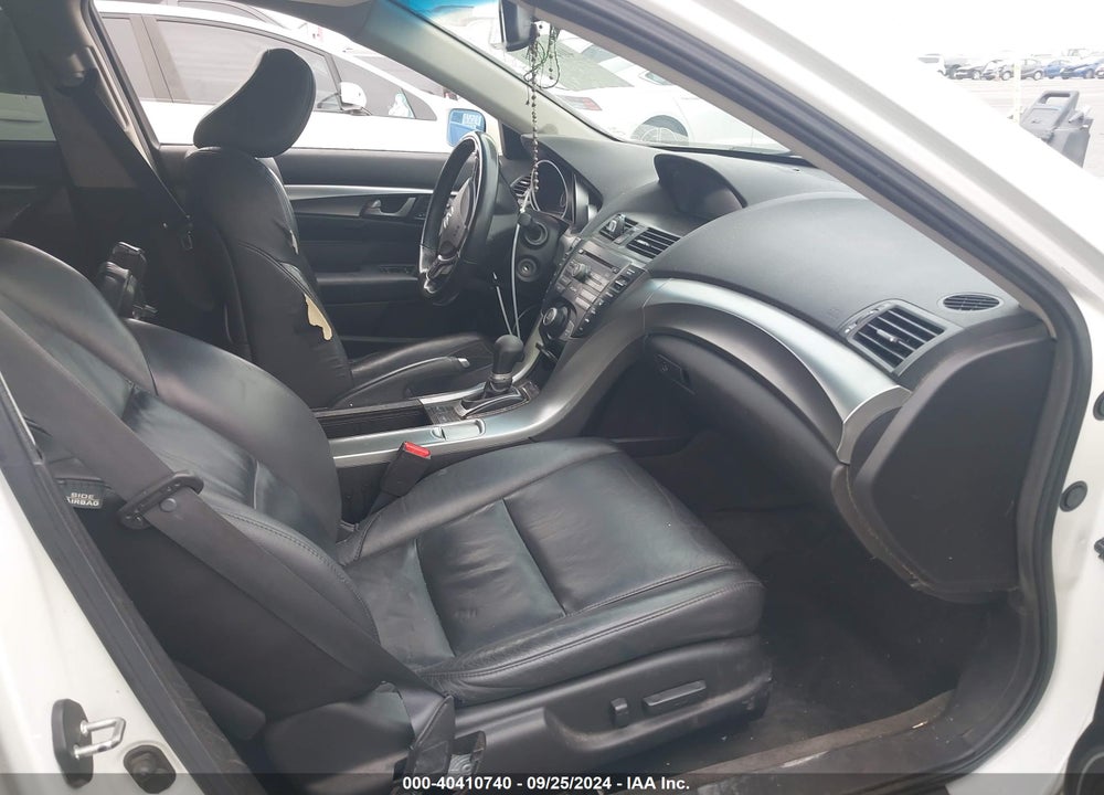 2010 ACURA TL 3.5 VIN: 19UUA8F2XAA015642