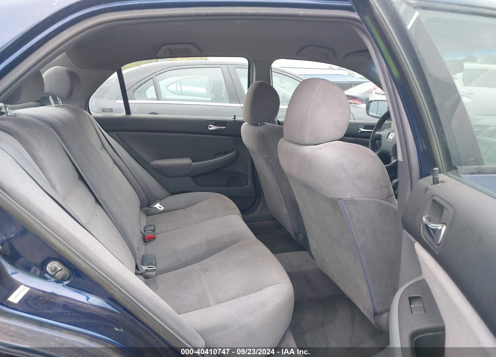 2003 HONDA ACCORD 2.4 DX VIN: JHMCM56193C050704