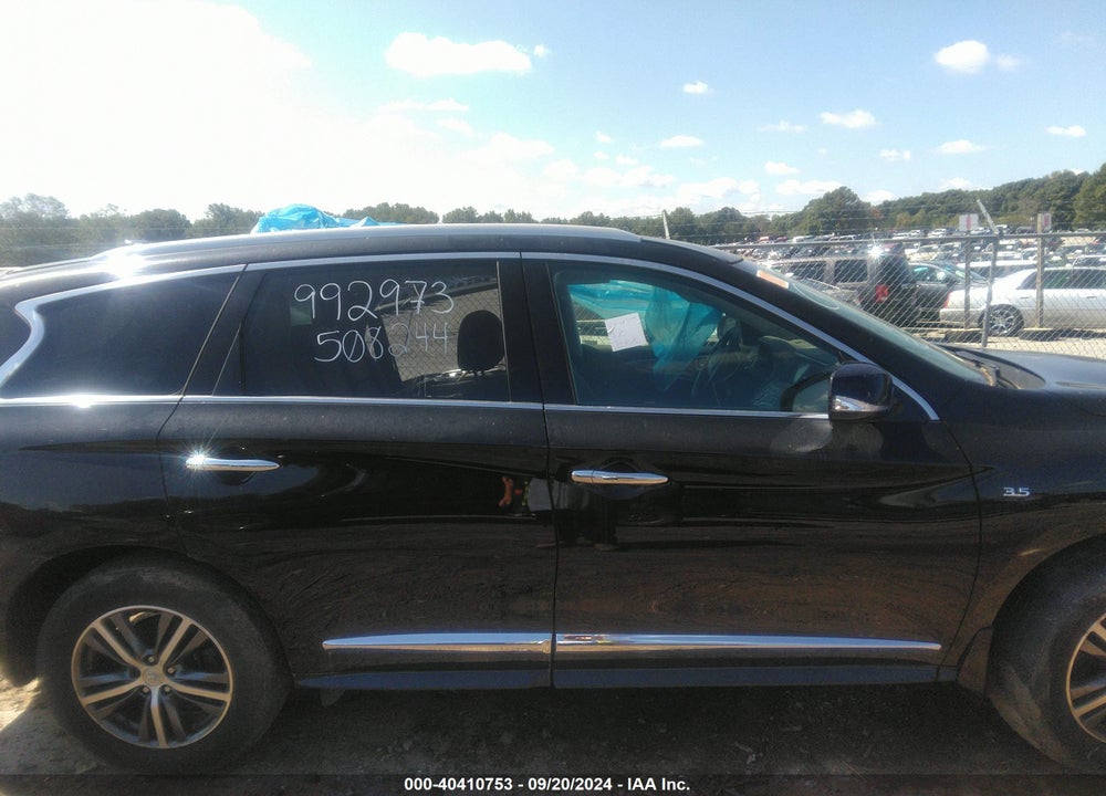 2018 INFINITI QX60 VIN: 5N1DL0MM0JC508244
