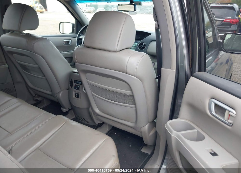 2009 HONDA PILOT EX-L VIN: 5FNYF48529B052348