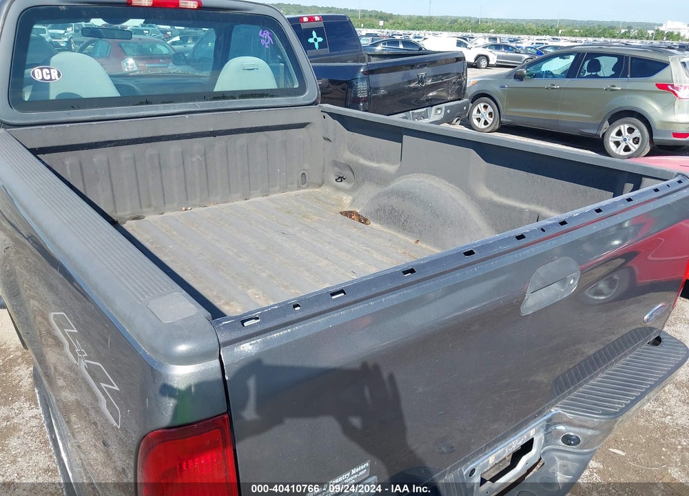 2004 FORD F-150 HERITAGE XL/XLT VIN: 2FTRF18W04CA54983